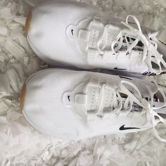 Rand new Nike Women's Running Shoes - Picture 5 of 5